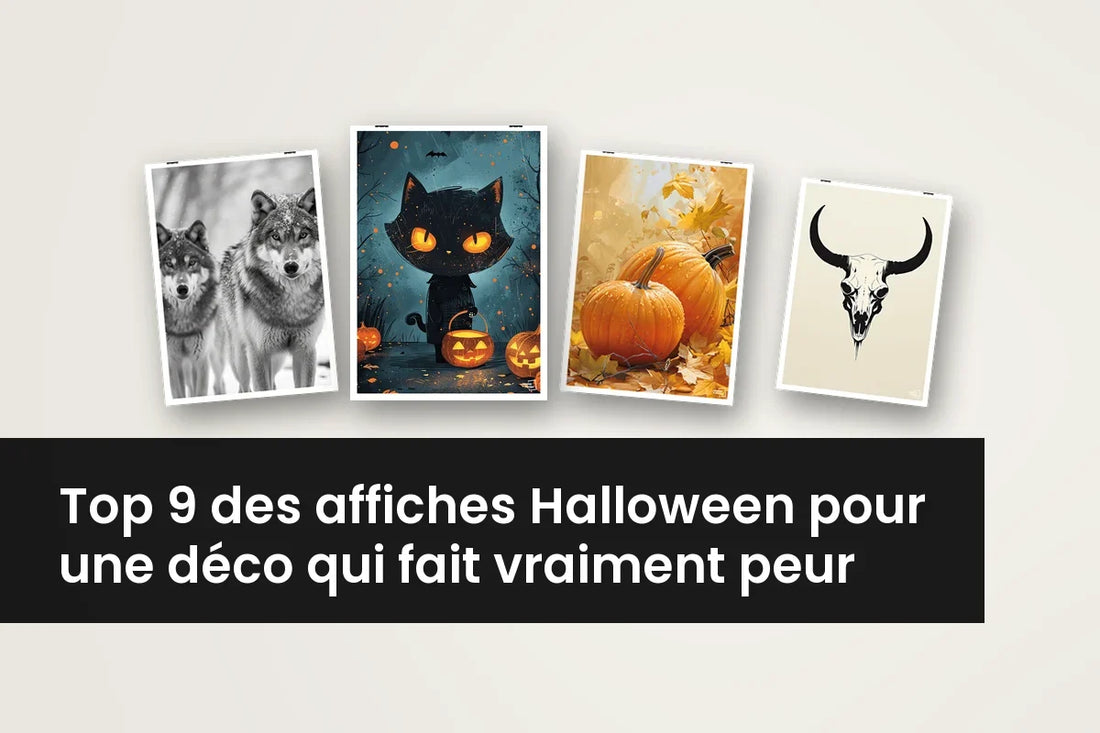 Affiche Halloween : salon aux murs sombres en fin de journée, cadres noirs, citrouilles et bougies sur une console